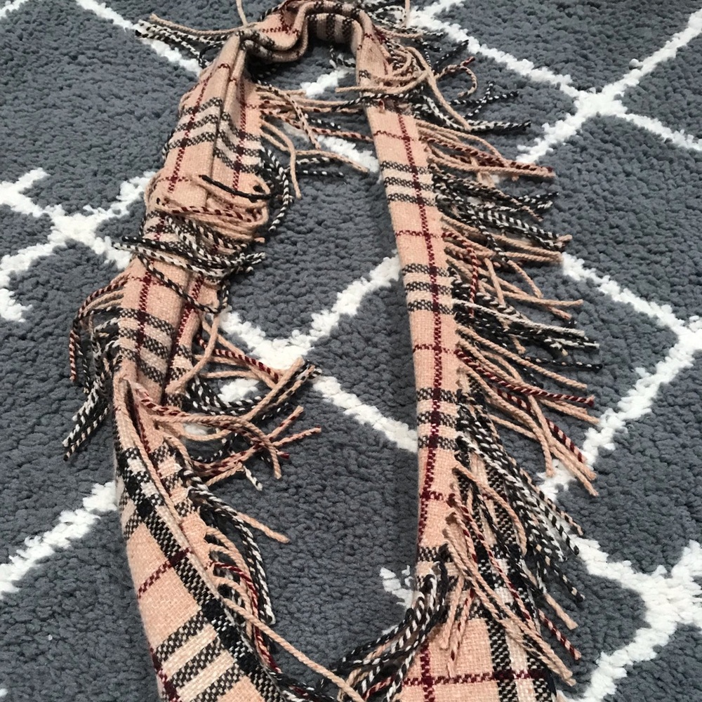 Burberry fringe scarf